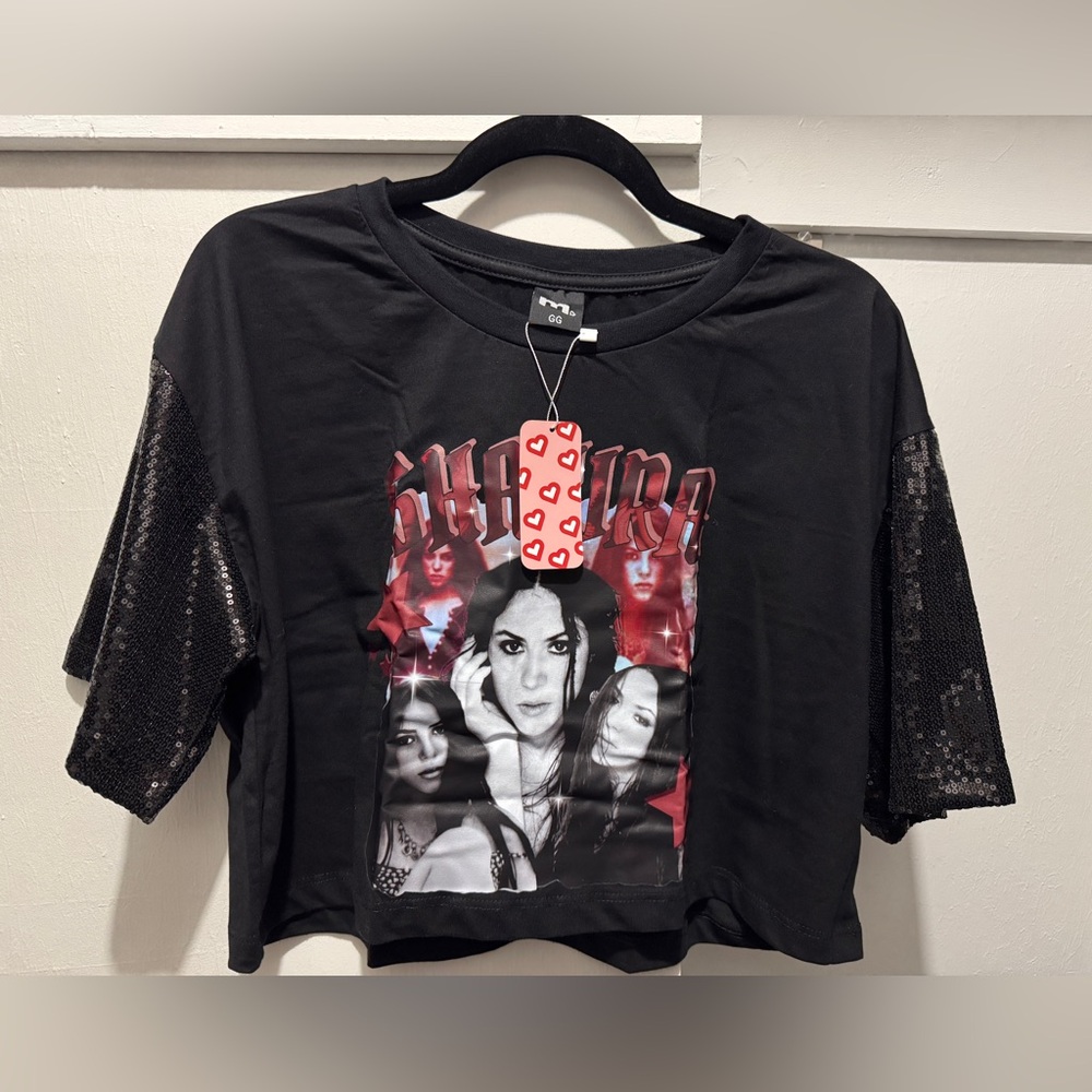 Get ready for Shakira’s Tour - Cropped Top!
Las mujeres ya no lloran!!!